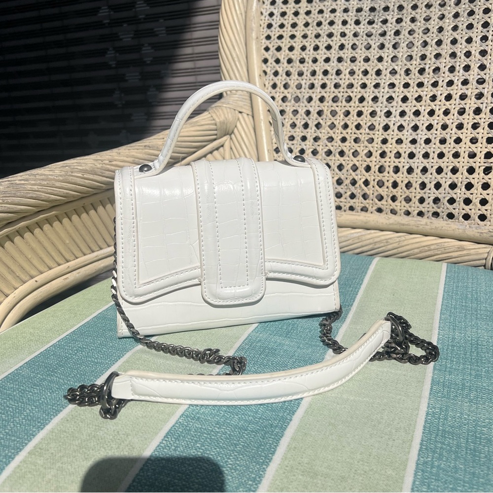 Elegant White Croc-Embossed Handbag